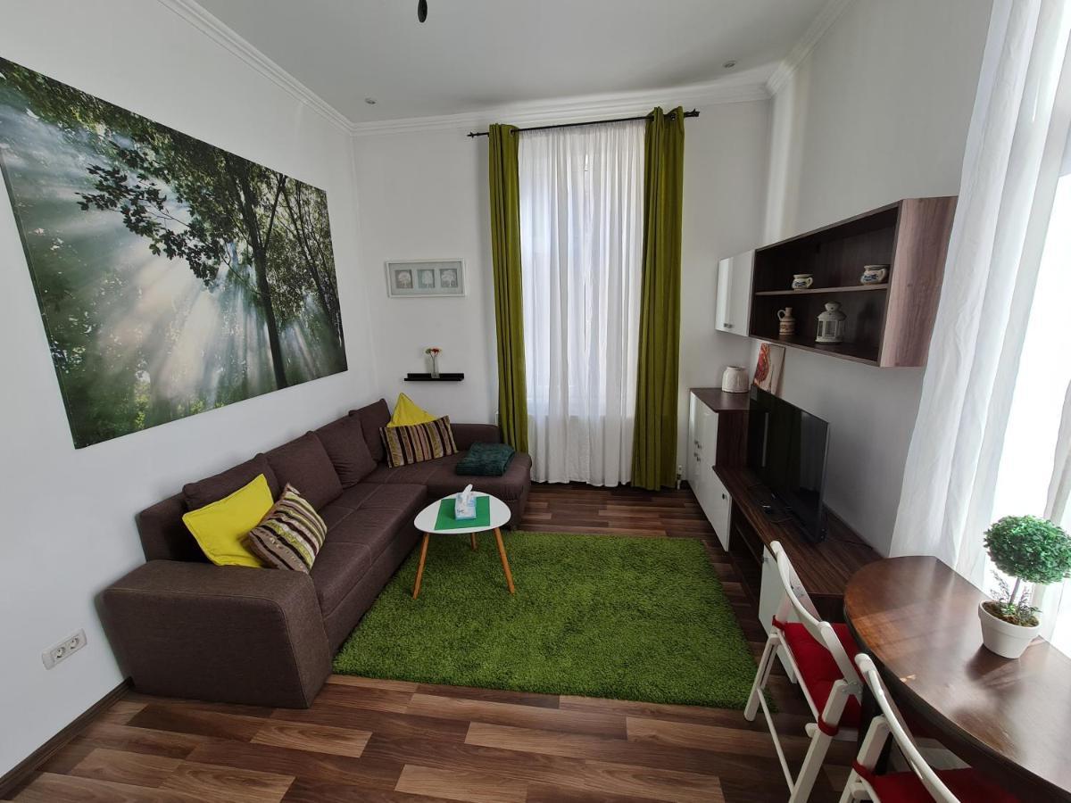 Downtown Central University Apartament - Cal1 Bucharest Luaran gambar