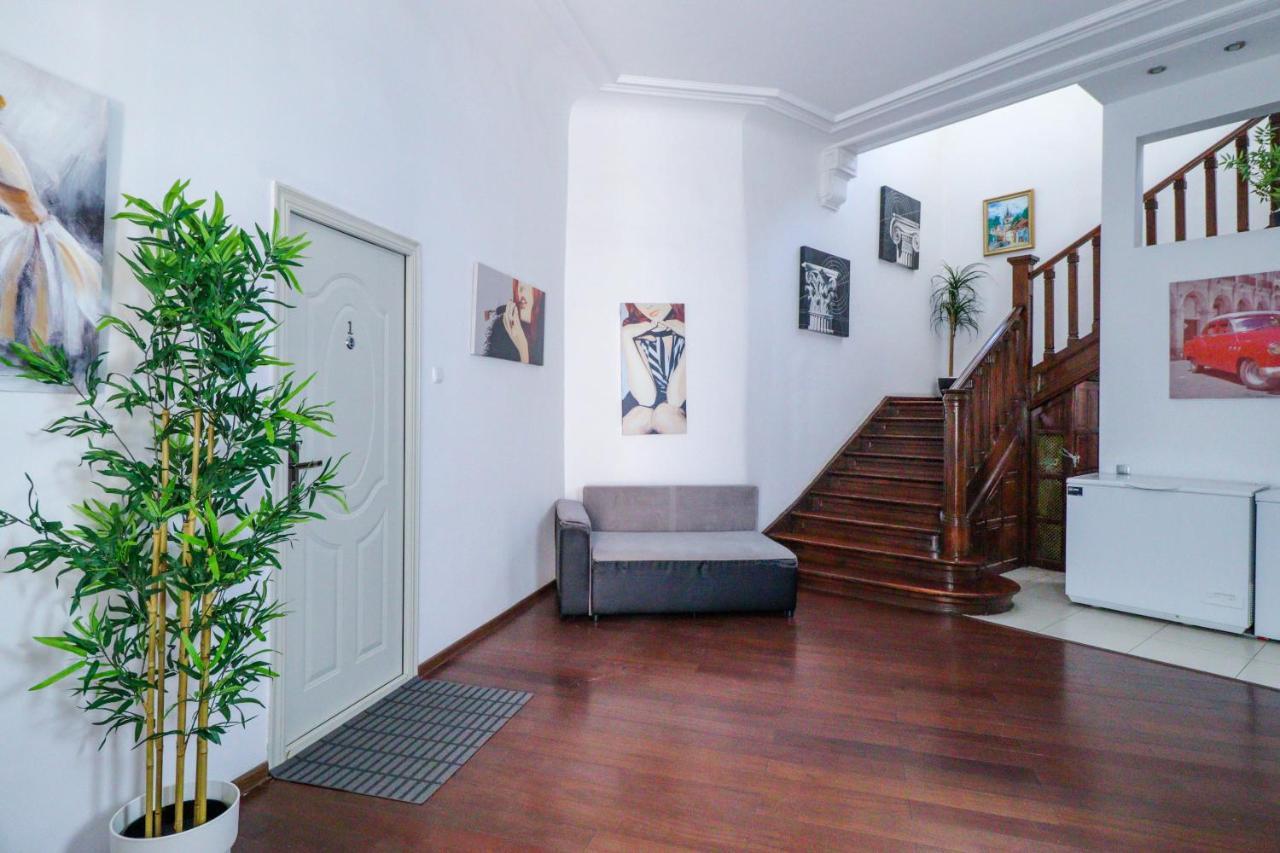 Downtown Central University Apartament - Cal1 Bucharest Luaran gambar