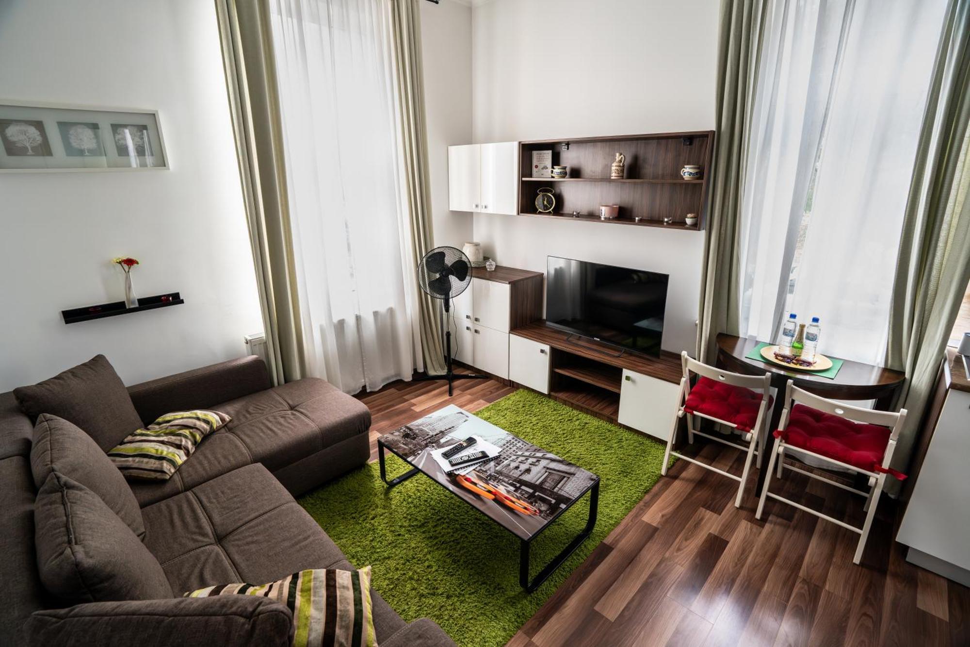 Downtown Central University Apartament - Cal1 Bucharest Luaran gambar